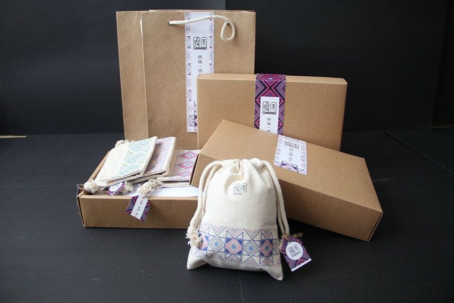 苗族韵味的现代演绎 吉登斯纸类包装的原创设计之美